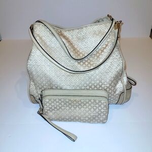 Coach Madison Signature OP Beige Shoulderbag and Wristlet Set